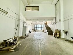 E9 Premium (D27), Factory #536933761